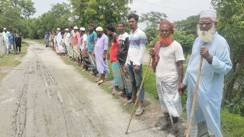 কলাপাড়ায় জলাবদ্ধতা নিরসনের দাবি কৃষকের
