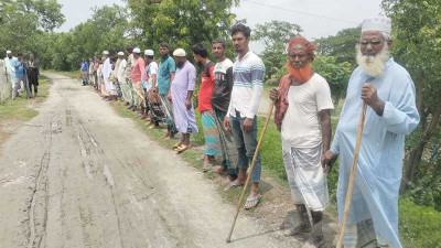 কলাপাড়ায় জলাবদ্ধতা নিরসনের দাবি কৃষকের