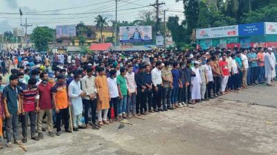 লক্ষ্মীপুরে নিহতদের স্মরণে গায়েবানা জানাজা
