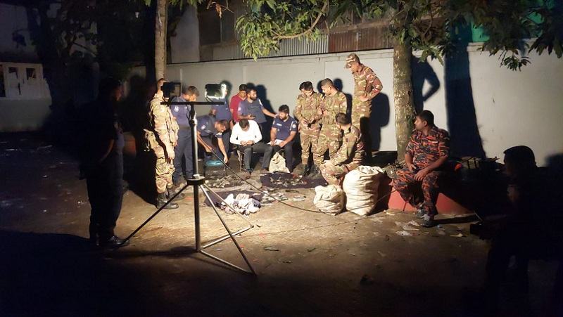 ঝালকাঠিতে আমুর বাসভবন থেকে প্রায় ৫ কোটি টাকা উদ্ধার