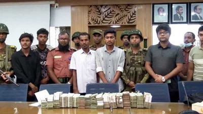 নরসিংদীতে ৮৮ লাখ টাকাসহ আটক ৩