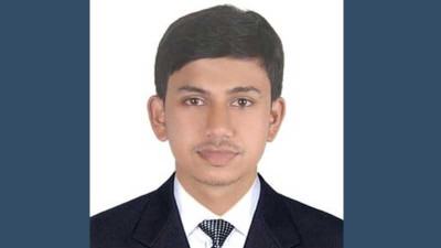 ডান চোয়াল ও কান এখনো অবশ