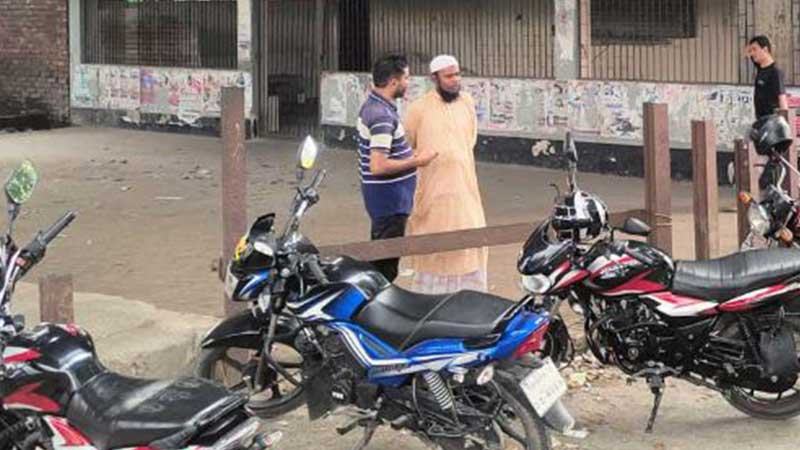 ক্ষতিগ্রস্ত দুই রেলস্টেশন চালু নিয়ে অনিশ্চয়তা