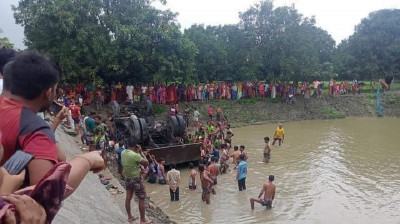 চাঁপাইনবাবগঞ্জের শিবগঞ্জে সড়ক দুর্ঘটনায় নিহত ২