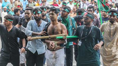 ১৫ আগস্টে ধানমন্ডি ৩২ নম্বরে বাধা