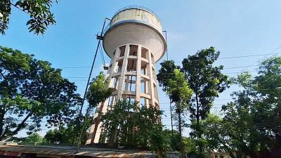 ১০ বছরেও সুপেয় পানির সংকট কাটেনি জয়পুরহাট পৌরসভায়