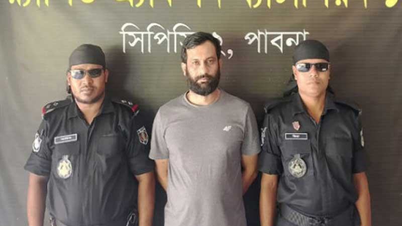 সাবেক ভূমিমন্ত্রীর ছেলে অস্ত্র-মাদকসহ গ্রেফতার