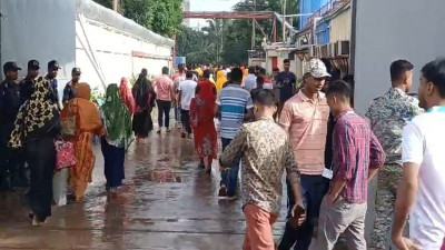 আশুলিয়ায় কাজে ফিরেছে অধিকাংশ শ্রমিক, ছুটি অব্যাহত ৪৫ কারখানায়