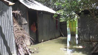 এখনো পানিবন্দি ১২ লাখ মানুষ