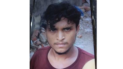 ‘‌সংসার চালানোর কেউ নাই, দায়িত্ব সরকারকে নিতে হবে’