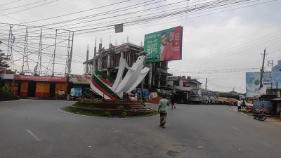 থমথমে রাঙ্গামাটি, যানবাহন চলাচল বন্ধ