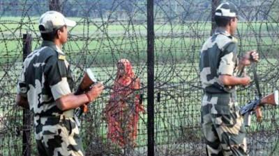 জয়পুরহাট সীমান্তে কাঁটাতারের বেড়া দিয়েছে বিএসএফ