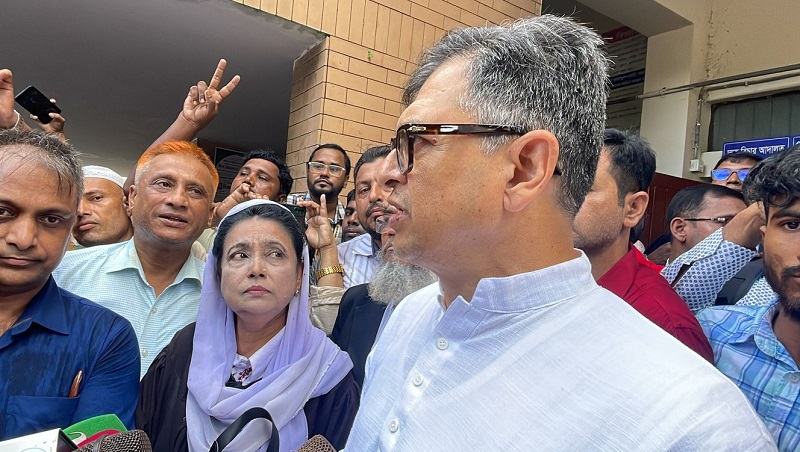 কক্সবাজারে দুই মামলায় খালাস পেলেন সালাহউদ্দিন আহমদ