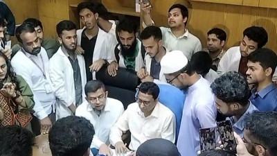 আন্দোলনের মুখে শেবাচিম হাসপাতালের পরিচালকের পদত্যাগ