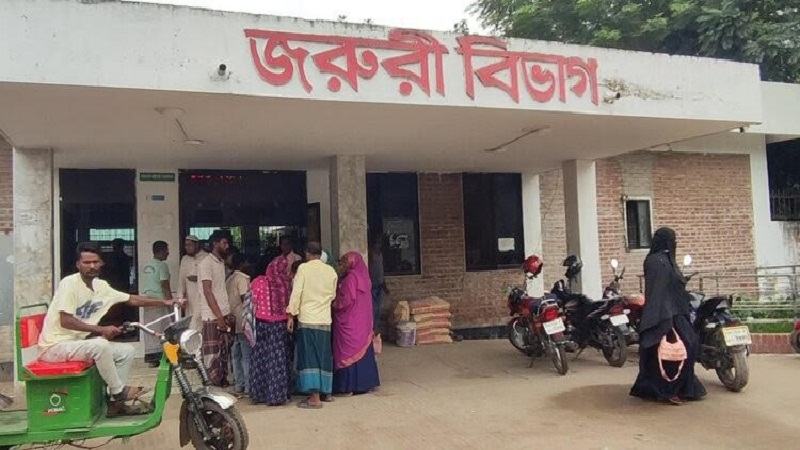 নরসিংদীতে কাভার্ডভ্যান চাপায় দুই মোটরসাইকেল আরোহীর মৃত্যু