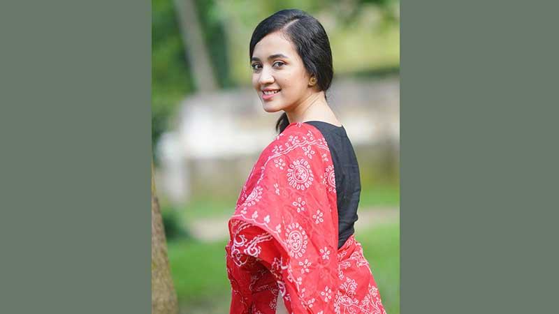 অন্য এক আইশার  গল্প