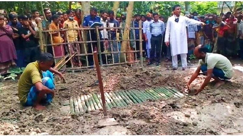 গাইবান্ধায় দাফনের ২৫ দিন পর গৃহবধূর মরদেহ উত্তোলন