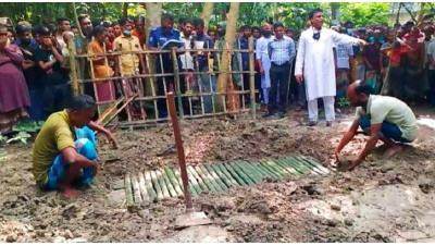 গাইবান্ধায় দাফনের ২৫ দিন পর গৃহবধূর মরদেহ উত্তোলন
