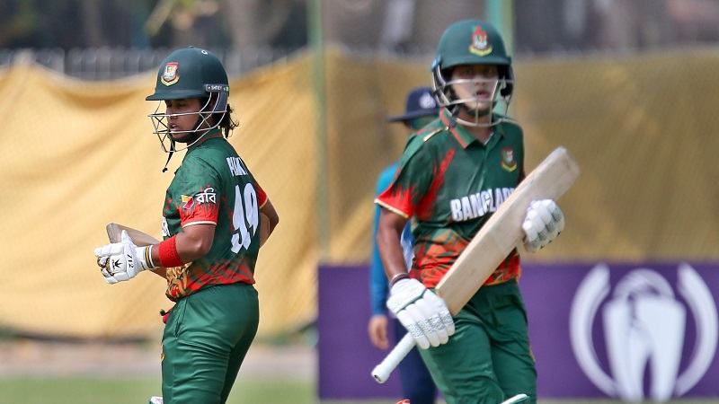 টেল-এন্ডের দৃঢ়তায় ২২৭ রান তুলল বাংলাদেশ