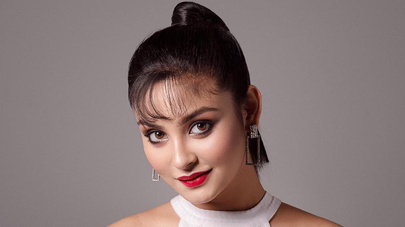 নাজনীন নিহার ‘মিথ্যে প্রেমের গল্প’