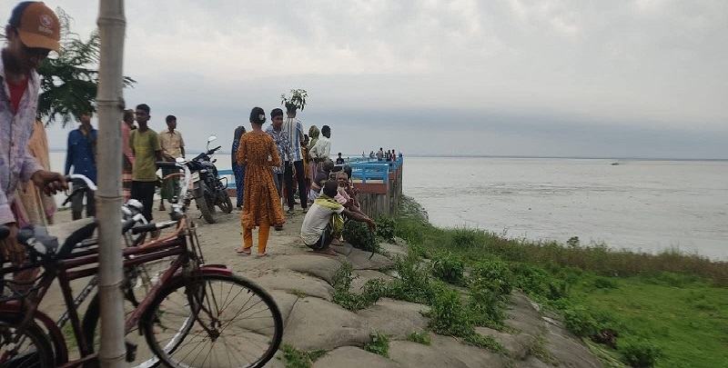 বগুড়ায় যমুনা নদীতে নৌকাডুবিতে নিখোঁজ ১