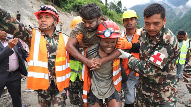 নেপালে বন্যার নয়দিন পর জলবিদ্যুৎ প্রকল্পের সুড়ঙ্গ থেকে দুজনকে জীবিত উদ্ধার