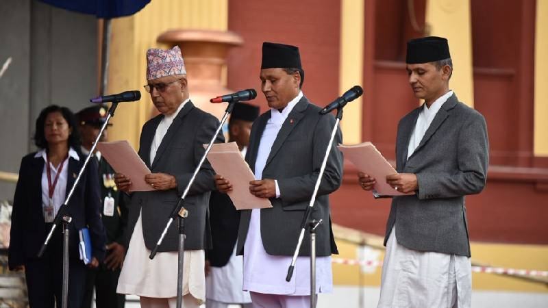 শপথ নিলেন নেপালের অন্তর্বর্তী সরকারের তিন মন্ত্রী