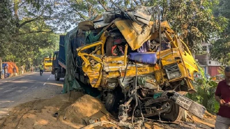 এক যুগ আগে একইদিনে নাটোরে সড়ক দুর্ঘটনায় প্রাণ হারান ৩৩ জন