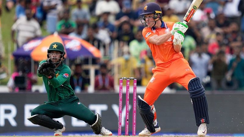 নেদারল্যান্ডসের বিপক্ষে কঠিন পরীক্ষার পর জিতল পাকিস্তান