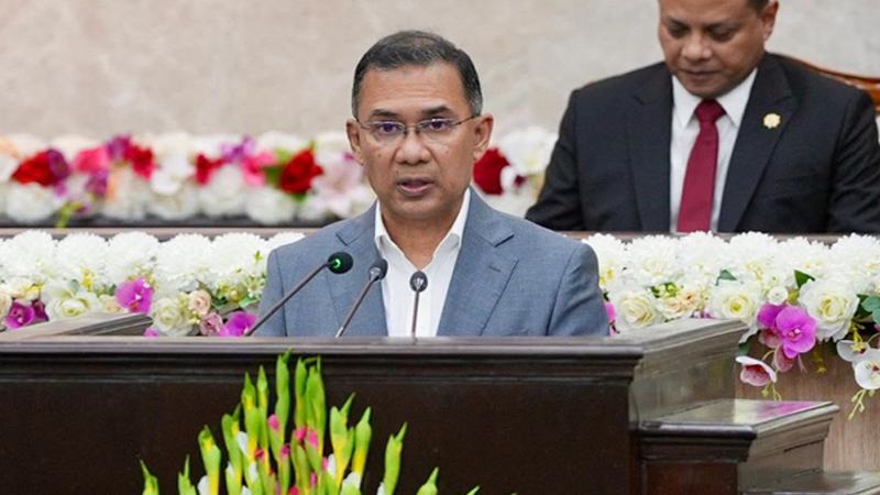 জনগণের ভালোবাসা বড় শক্তি, নিরাপত্তা কড়াকড়ি যেন দূরত্ব তৈরি না করে: প্রধানমন্ত্রী
