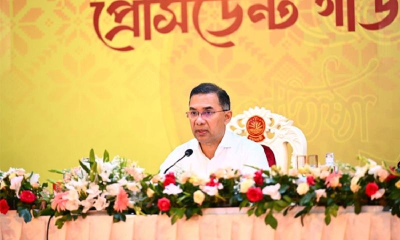 নিরাপত্তা কৌশল যেন সরকারপ্রধানকে জনগণ থেকে দূরে ঠেলে না দেয়, আহ্বান প্রধানমন্ত্রীর