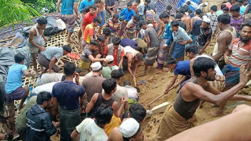 উখিয়ার রোহিঙ্গা ক্যাম্পে পাহাড়ধসে নিহত বেড়ে ৮