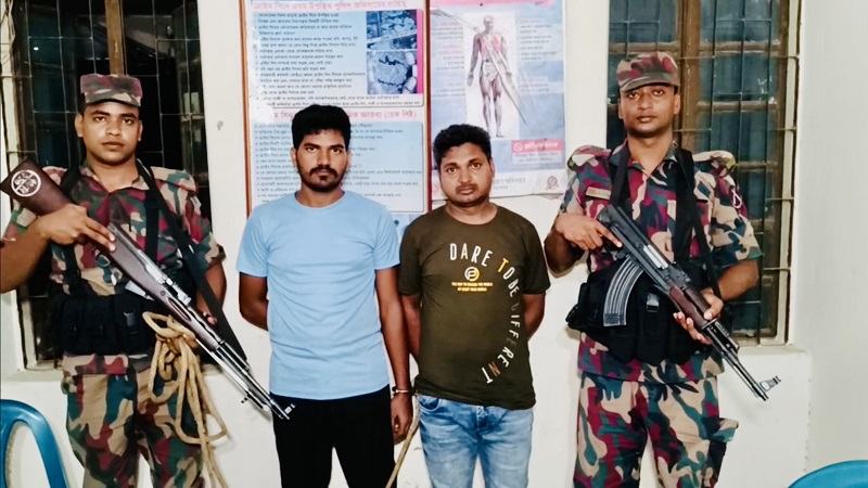 ভারতে অনুপ্রবেশের দায়ে আটক ২ বাংলাদেশীকে ফেরত দিল বিএসএফ