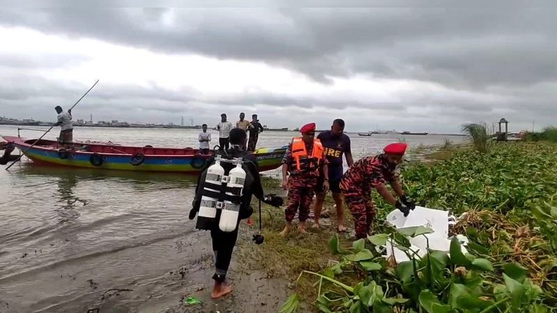 লঞ্চ থেকে পড়ে নিখোঁজের ২৯ ঘণ্টা পর ধলেশ্বরী নদী থেকে উদ্ধার মরদেহ