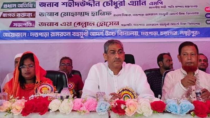 তরুণ সমাজকে মোবাইল ও মাদকের ভয়াবহ আসক্তি কাটাতে খেলাধুলার বিকল্প নেই