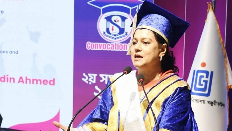 ডিগ্রি শুধু চাকরির জন্য নয়, দেশ ও প্রকৃতির দায়িত্ব নেয়ার অঙ্গীকার: পরিবেশ উপদেষ্টা