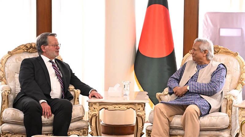 উৎসবমুখর পরিবেশে অবাধ ও সুষ্ঠুভাবে পরবর্তী নির্বাচন অনুষ্ঠিত হবে