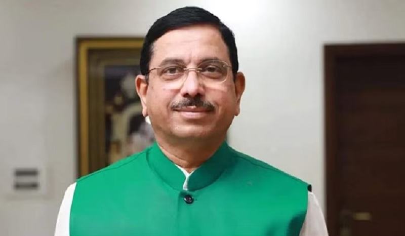 ভারতের নতুন শিক্ষামন্ত্রী প্রহ্লাদ যোশী