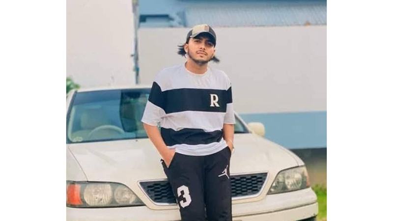 কুমিল্লায় শিক্ষার্থীদের ওপর গুলি করা সেই যুবক গ্রেফতার