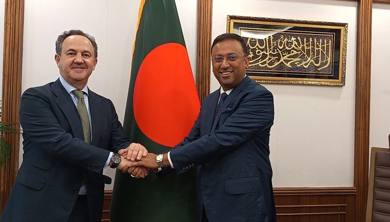 প্রধানমন্ত্রীর পররাষ্ট্র বিষয়ক উপদেষ্টার সঙ্গে স্পেনের রাষ্ট্রদূতের সৌজন্য সাক্ষাৎ