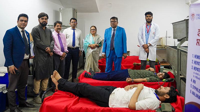 প্রেসিডেন্সি ইউনিভার্সিটিতে রক্তদান কর্মসূচি পালিত