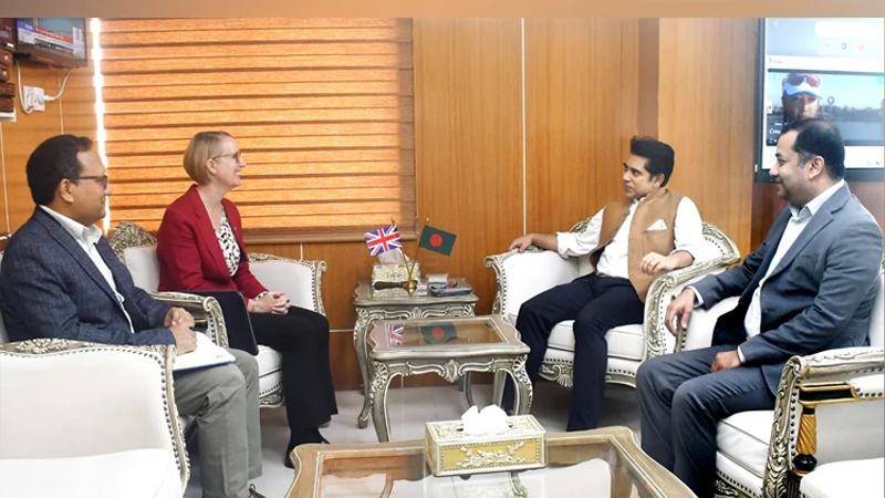 গণমাধ্যমের স্বাধীনতা নিশ্চিত করতে সরকার বদ্ধপরিকর: তথ্যমন্ত্রী