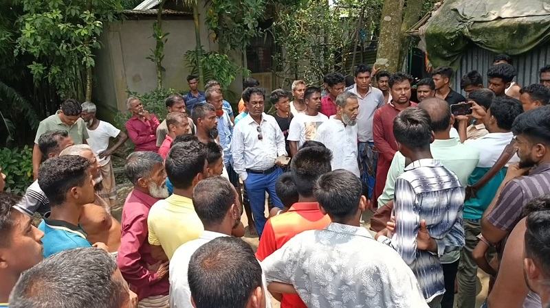 বিয়ে বাড়িতে গান বাজানোকে কেন্দ্র করে প্রতিপক্ষের হামলায় কলেজ ছাত্র নিহত