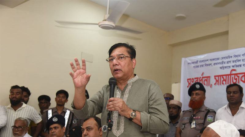 অপতথ্যের বিরুদ্ধে গণমাধ্যম কর্মীদের কার্যকর ভূমিকা রাখার আহ্বান পর্যটন মন্ত্রীর