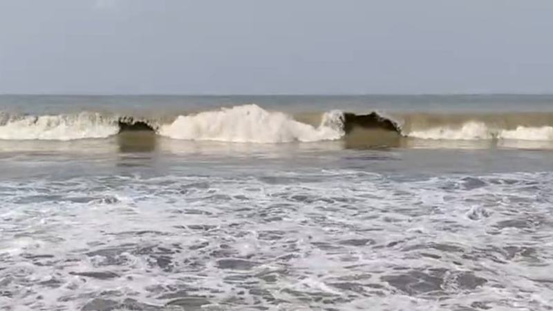 বঙ্গোপসাগর উত্তাল, চার সমুদ্রবন্দরে ৩ নম্বর সতর্ক সংকেত