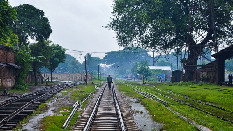 অবহেলা- অদূরদর্শীতায় তুমুল জনপ্রিয় রেলপথ এখন ধুঁকছে