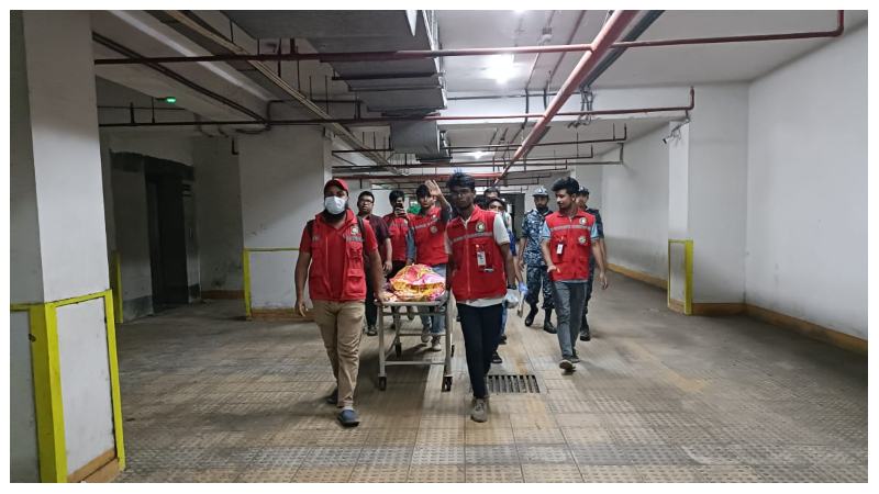 মাইলস্টোন কলেজে বিমান দুর্ঘটনায় তাৎক্ষণিক উদ্ধার কার্যক্রমে রেড ক্রিসেন্ট