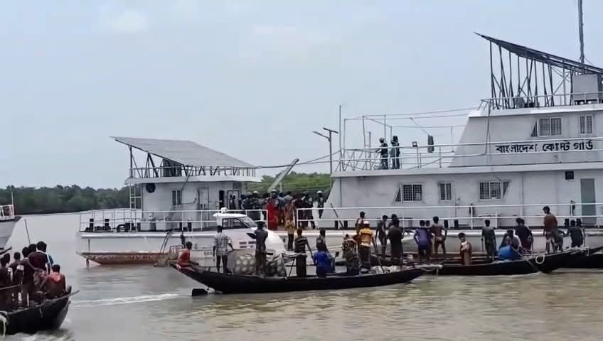 সুন্দরবনে কোস্ট গার্ড স্টেশনে হামলা-ভাঙচুর, আহত ১৫
