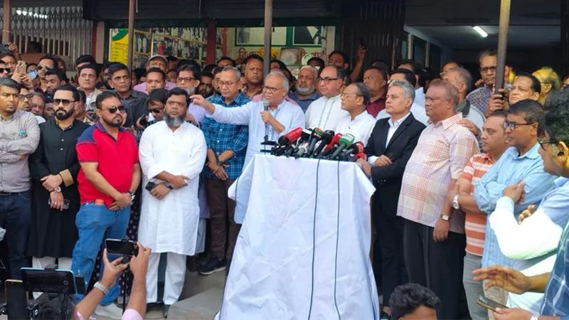 হাদির ওপর হামলা সুপরিকল্পিত ষড়যন্ত্র: রিজভী
