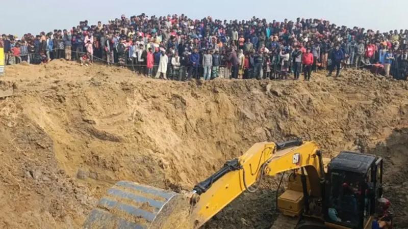 গর্ত থেকে উদ্ধার সাজিদকে হাসপাতালে মৃত ঘোষণা